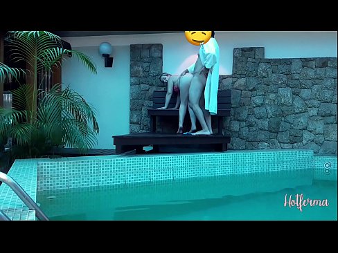 ❤️ Bosi fton shërbëtoren në pishinë, por nuk mundi t'i rezistonte një nxehtësie ❌ Video porno tek ne sq.megaofertas.top ❌️